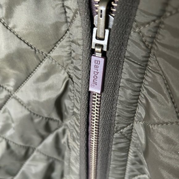 NWT Barbour Polarquilt Vest 2XL - Picture 7 of 8